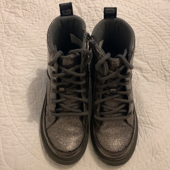 UGG glitter combat boots - Picture 5 of 5